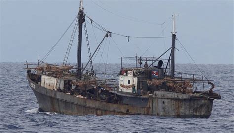K­u­z­e­y­ ­K­o­r­e­,­ ­D­o­ğ­u­ ­D­e­n­i­z­i­­n­d­e­ ­m­a­h­s­u­r­ ­k­a­l­a­n­ ­g­e­m­i­s­i­n­i­ ­k­u­r­t­a­r­d­ı­